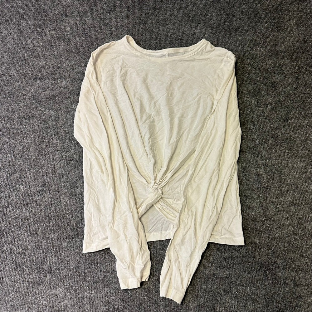 Lululemon Long Sleeve Womens Size 6 White Front Twist Lightweight Yoga Shirt